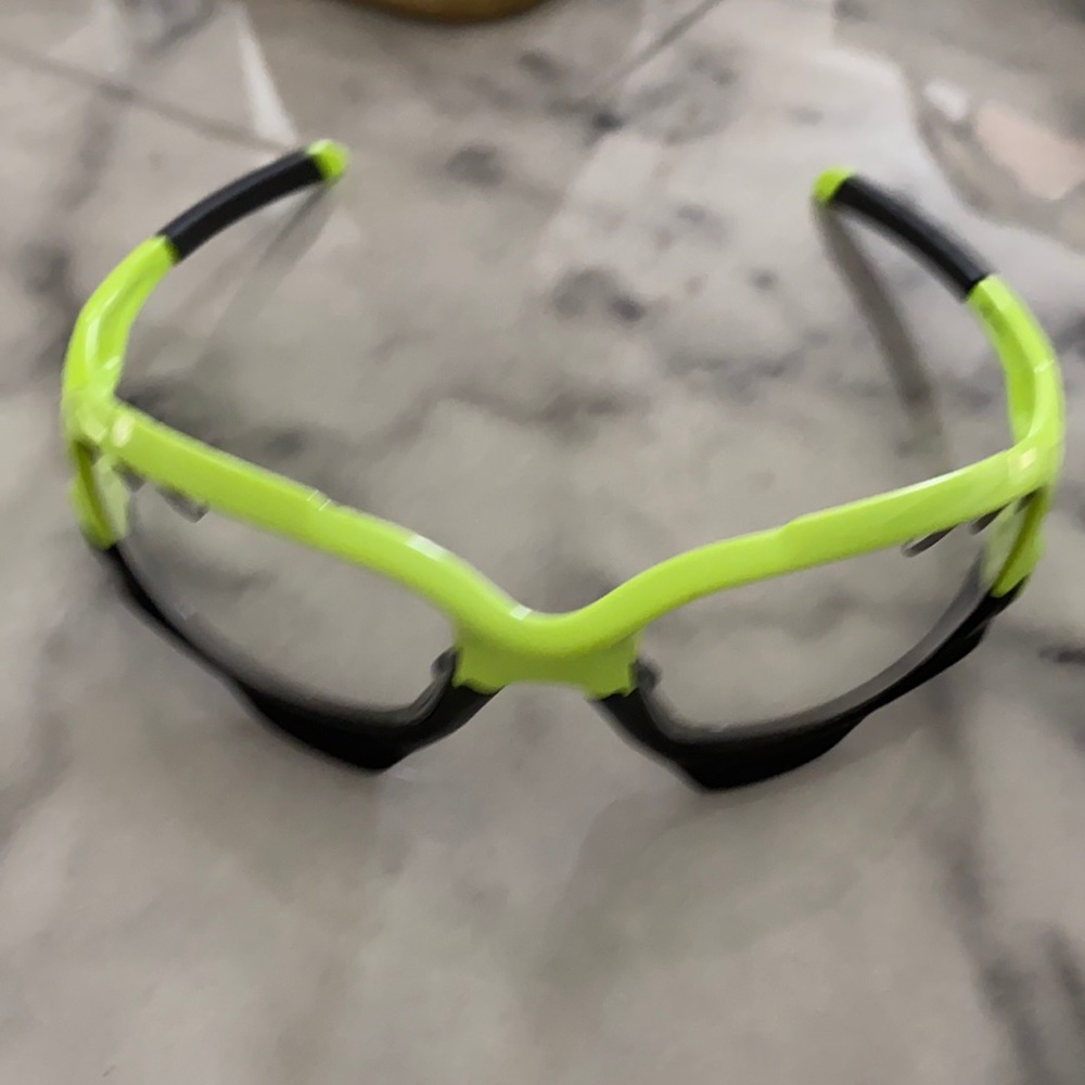 Jawbone oakleys